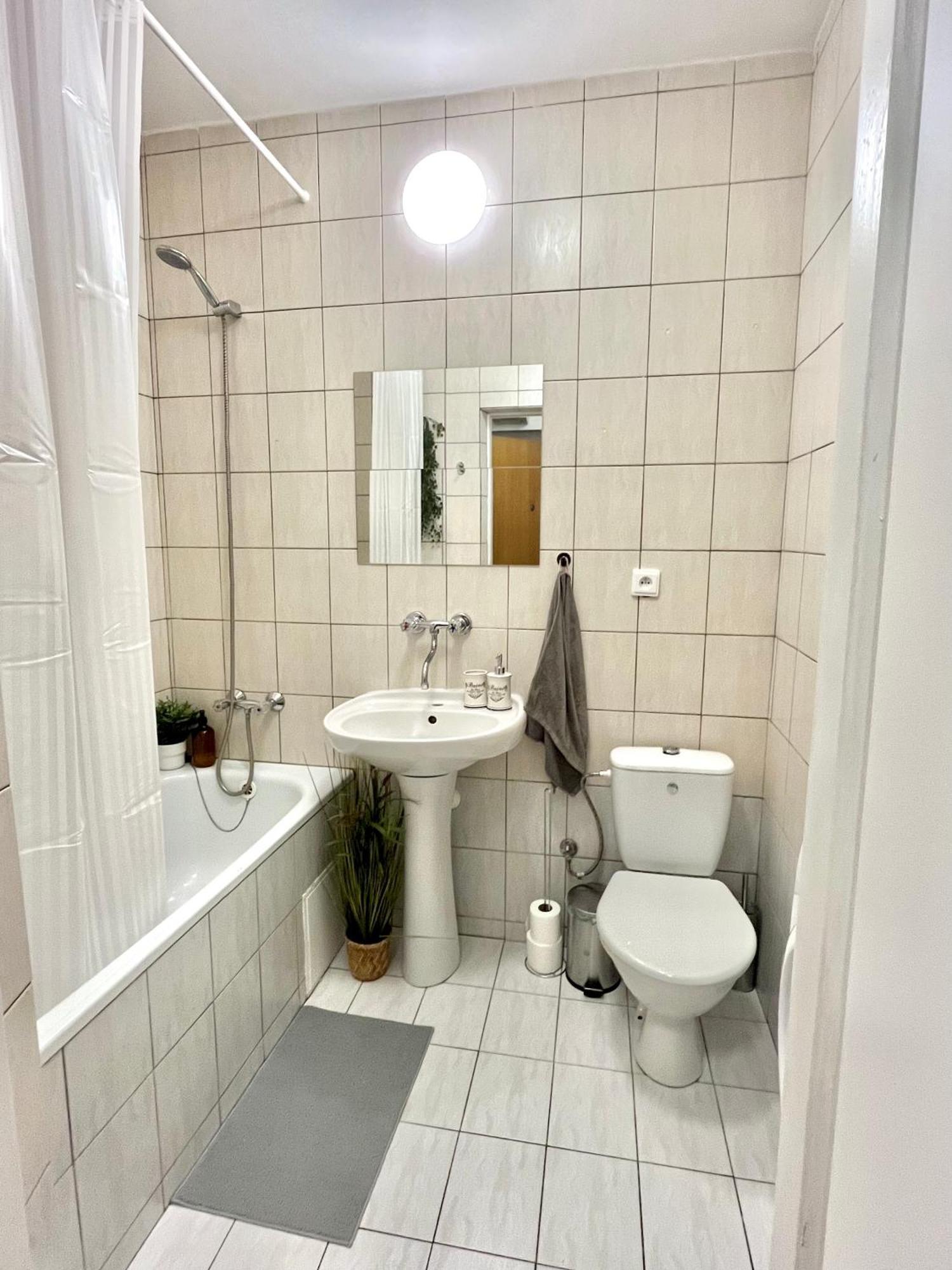 Apartment Simona - Old Town Pozsony Kültér fotó