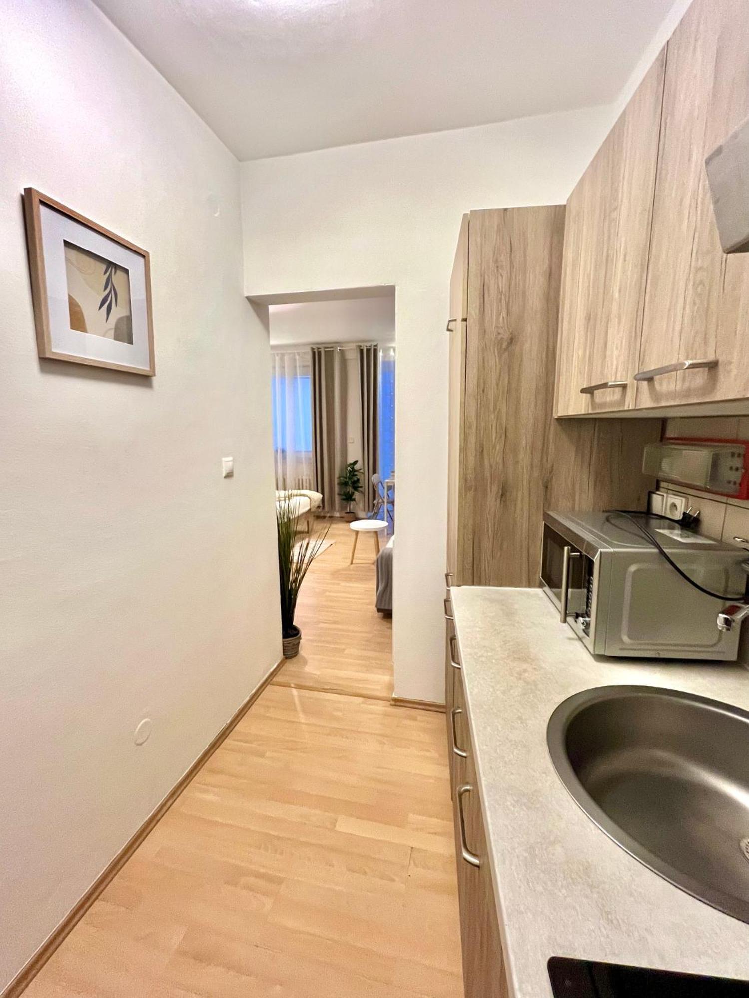Apartment Simona - Old Town Pozsony Kültér fotó